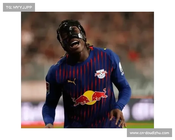 莱比锡红牛年轻边锋迪奥曼德速度突破带动攻防