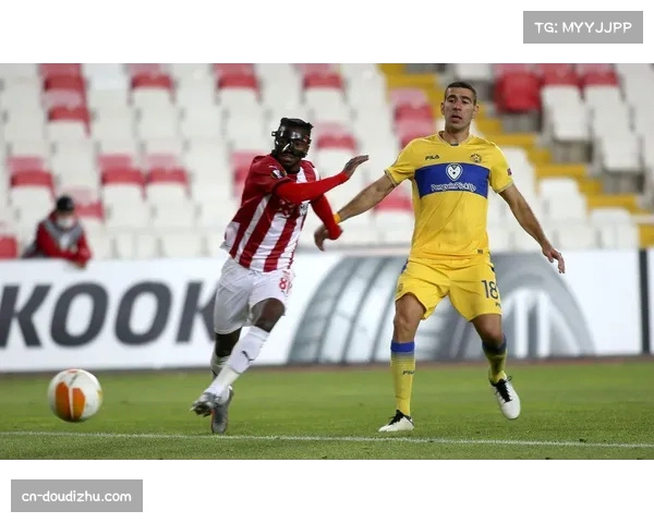 欧锦赛资格赛即时战报：黑山不敌斯洛伐克，晋级希望渺茫